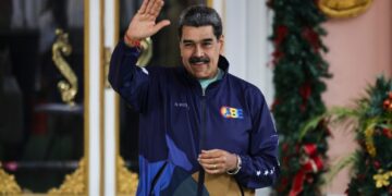 White House considers leaflet drop to pressure Maduro on his birthday