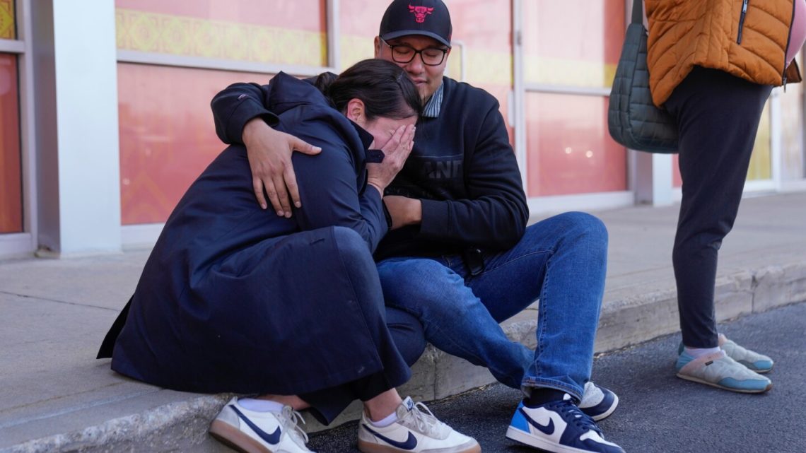 Immigration arrest of Chicago daycare worker at drop-off time for kids sparks outcry