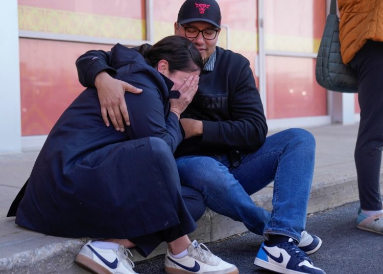 Immigration arrest of Chicago daycare worker at drop-off time for kids sparks outcry