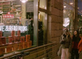 In Russia, Bookstores Offer a Shrinking Refuge as Censorship Tightens