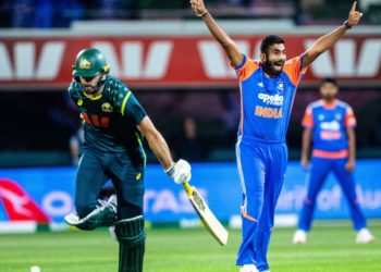 India notches easy five-wicket win against Australia in third T20