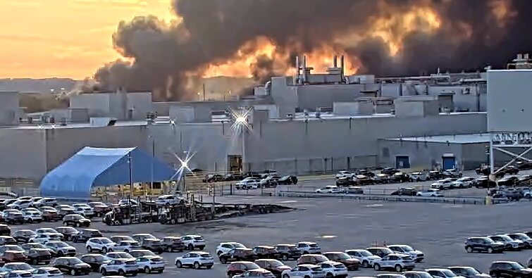 Injuries Reported After UPS Plane Crashes in Louisville, Police Say