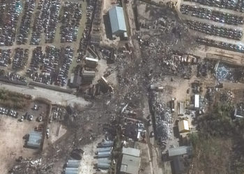 Investigators Sift Through Plane Crash Wreckage in Louisville