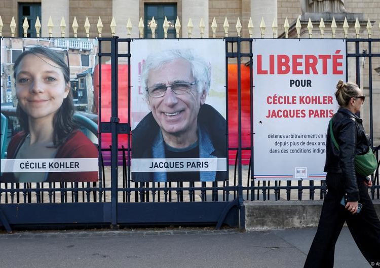 Iran releases French couple as Paris releases Iranian