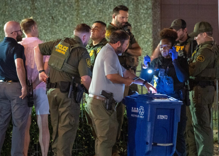 It Smelled of Mustard: Sandwich-Thrower Trial in D.C. Focuses on Moment of Impact