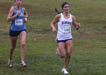 A 40-year-old college sophomore is still running after 20 years in the Army