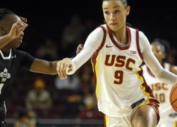 Jazzy Davidson has strong debut as USC women rout New Mexico State
