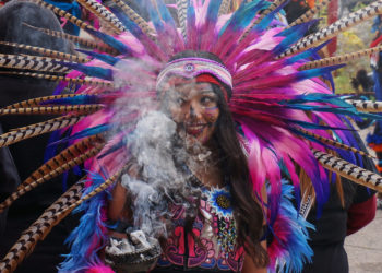 Joyful Day of the Dead commemorations rally US Latino communities despite immigration raid fears