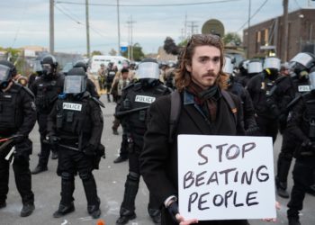 Judge to hear arguments as advocates sue feds over conditions at Chicago-area ICE facility