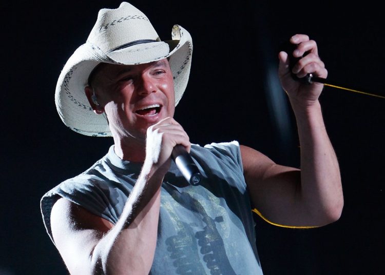 Kenny Chesney shares painful truth behind his unexpected on-stage tears during Indianapolis concert