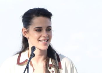 Kristen Stewart Lets Loose in Fiery Speech: Hollywood Is “In a State of Emergency”