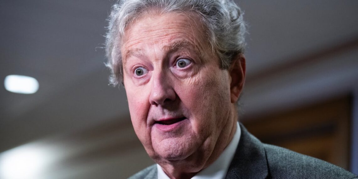 MAGA Senator Turns on ‘Intergalactic Freakshow’ Colleagues