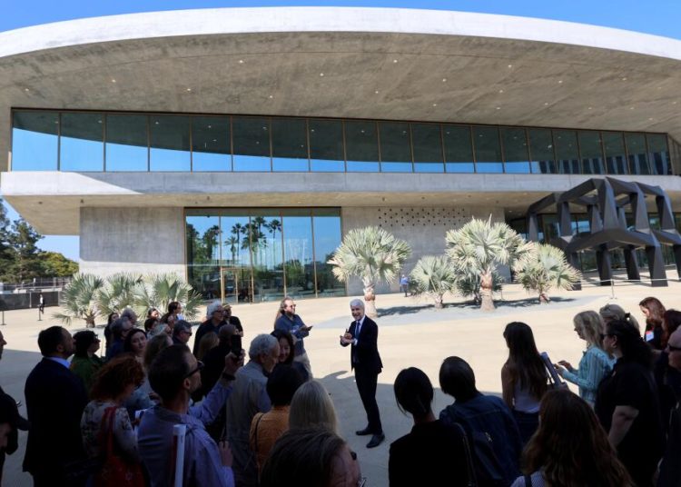 LACMA declines to voluntarily recognize union as workers claim burnout from opening new building