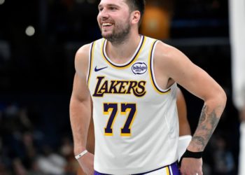 Lakers’ Doncic has third 40-point game to start season, matching Wilt Chamberlain’s mark