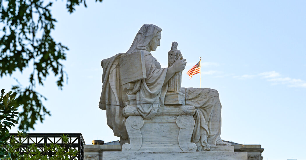 Lawmakers Seek Investigation of Judges Who Criticized Supreme Court