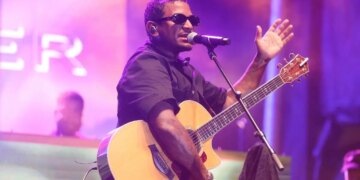 Lloyd Takes Brutal Face-Plant During Birmingham, Alabama Show