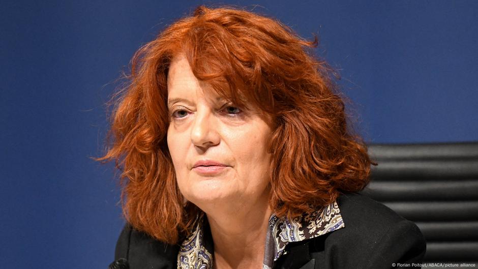 Louvre heist: Amateurs, not professionals, carried out theft