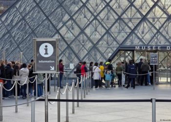 Louvre heist: Two more suspects charged