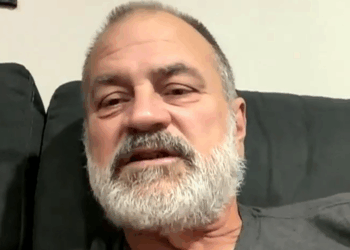 Man survives 20 days stranded in California wilderness