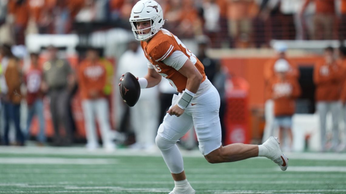Manning throws 3 touchdowns and No. 20 Texas holds of No. 9 Vanderbilt late for 34-31 win