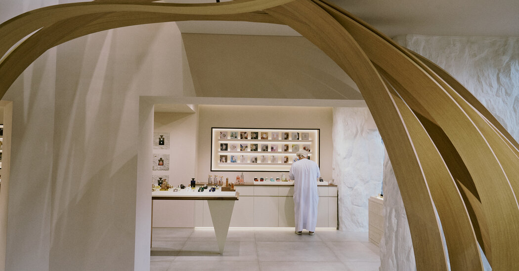 Men’s Fragrances Perfume the Middle East