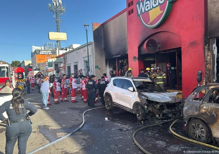 Mexico: Fire at general store kills 23 people