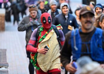 At this ultramarathon, runners tackle 32 miles and eat at nine Taco Bells