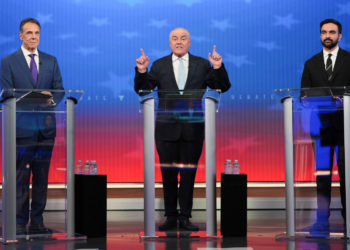 NYC mayoral candidates make final push ahead of Election Day