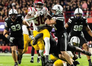 No. 23 USC comes back in 2nd half to beat Nebraska 21-17 and extend Huskers’ losing streak vs Top 25