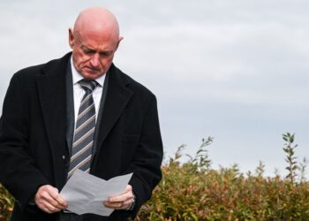 Trump’s in-kind contribution to Mark Kelly ’28