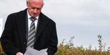 Trump’s in-kind contribution to Mark Kelly ’28