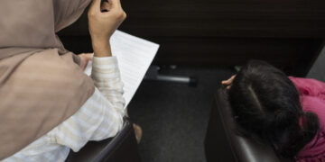 U.S. halts all asylum decisions, pauses visas for Afghan nationals