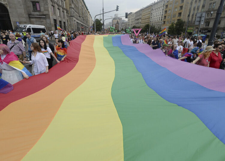 Top E.U. court rules same-sex marriages must be recognized throughout bloc