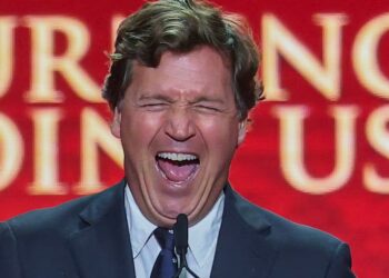 Tucker Carlson Laughs at GOP Senator in Spiraling MAGA Civil War