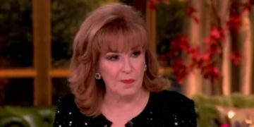 ‘The View’ Host Reveals Freak iPad Injury That Kept Her Off Air