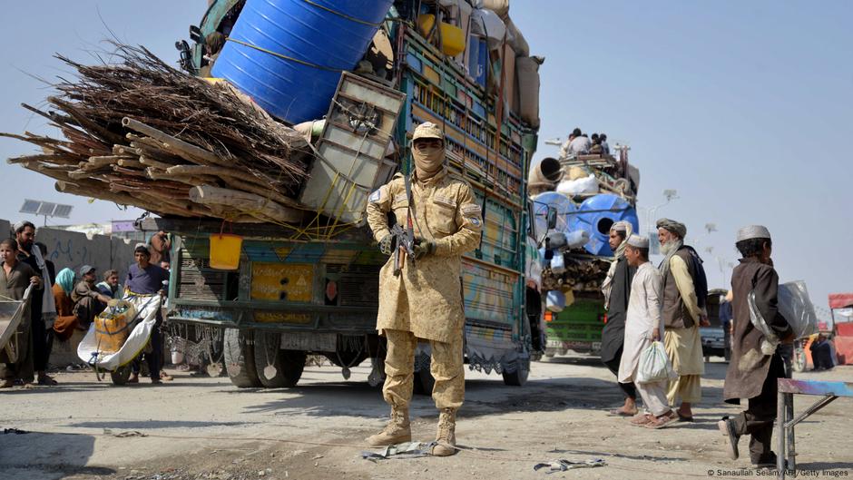 Pakistan ramps up Afghan migrant crackdown after clashes