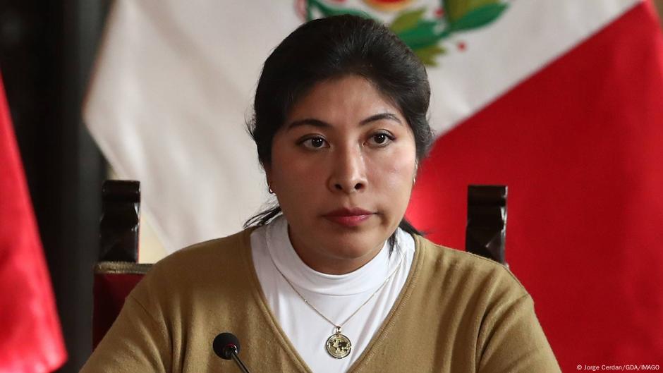 Peru breaks diplomatic relations with Mexico