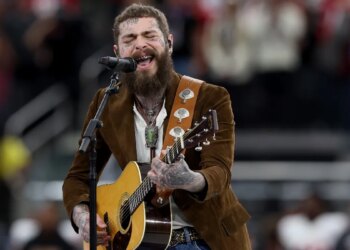 WATCH: Post Malone Saddles up for Halftime Show During Chiefs-Cowboys Thanksgiving Day Game