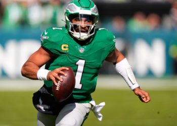 Pro Picks: Eagles will beat the Packers in a playoff rematch on Monday night