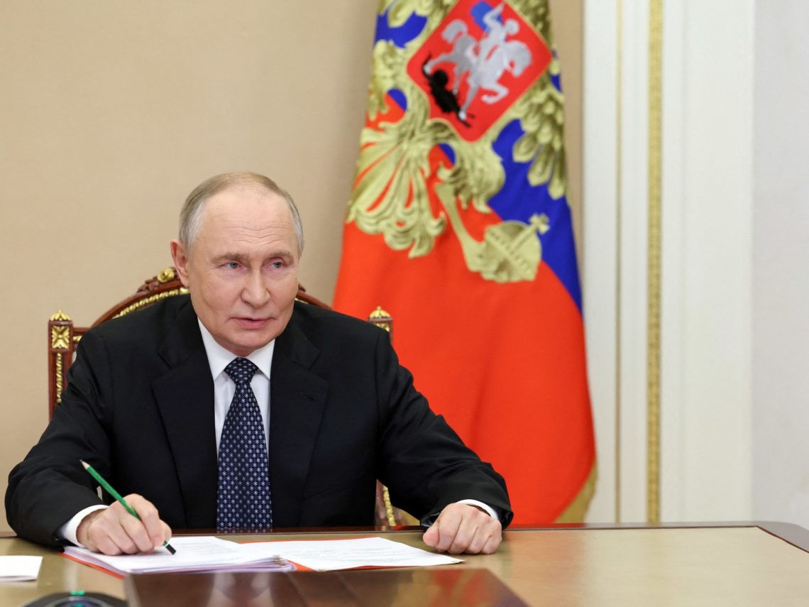 Putin orders roadmap for Russian rare earths extraction by December