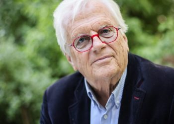 Putin’s award for German conductor sparks fury in Berlin