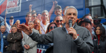 Republicans seek to tap into Trump energy on eve of Election Day in New Jersey, Virginia