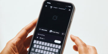 Right-Wing Chatbots Turbocharge America’s Political and Cultural Wars