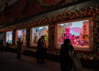 The holidays are stressing me out. I asked experts for advice.