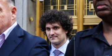 Sam Bankman-Fried’s Mom Is Posting From His Substack. Why?