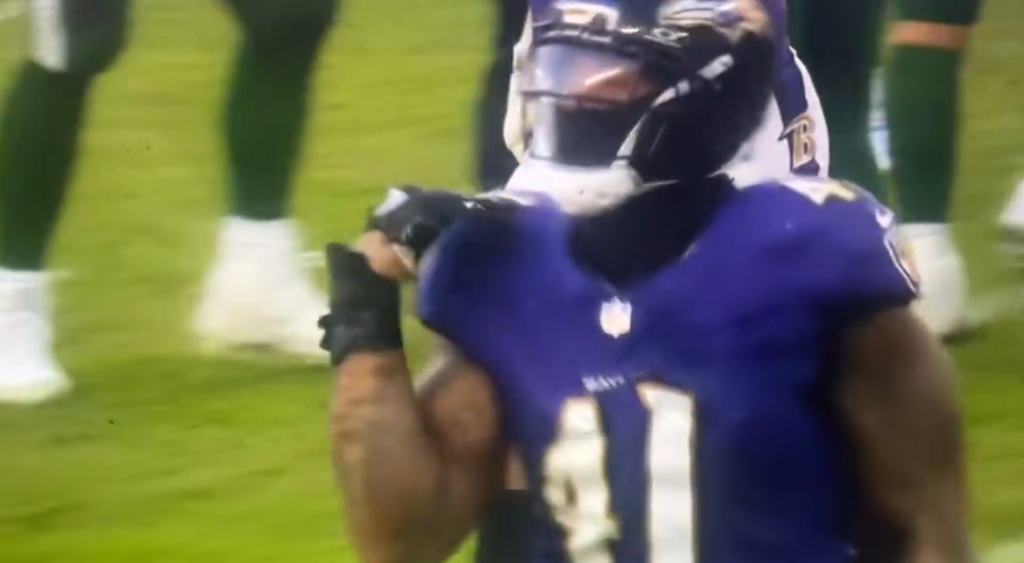 Dre'Mont Jones fine ravens jets