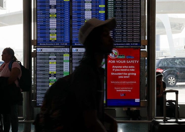 See how often flights have been delayed at major airports during the shutdown