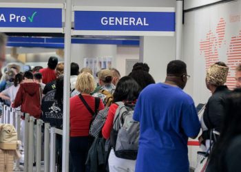 Senate shutdown talks continue as airports brace for flight cuts