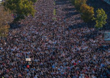 Serbian students lead powerful memorial for railway disaster anniversary