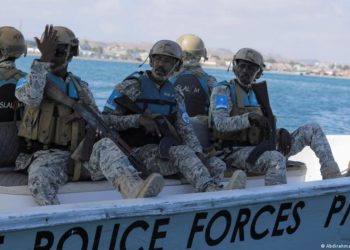 Somalia: Pirates board fuel tanker, crew reported safe